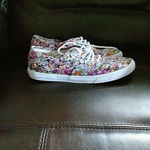 Women Vans